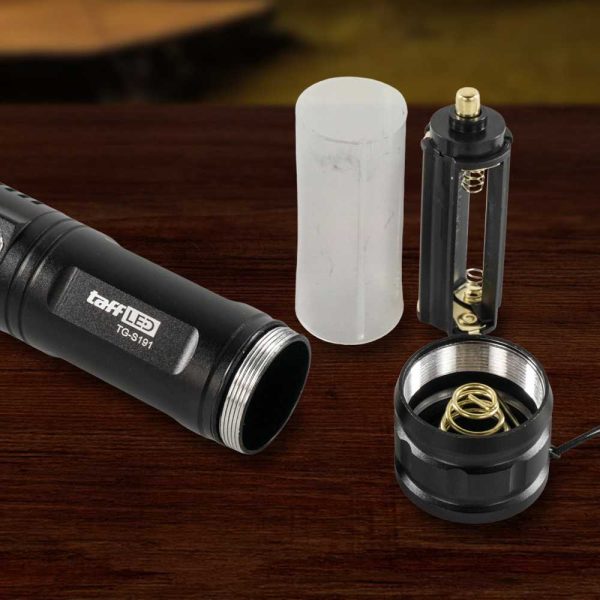 TaffLED Senter LED Long Range Zoom USB Rechargeable P50 -TG-S191-Black