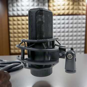 TaffSTUDIO Mikrofon Kondenser XLR Condenser Microphone with Holder - LGT240