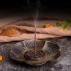 TaffHOME Tempat Dupa Plum Petal Incense Holder 9 Holes Zinc Alloy - XJ-9B