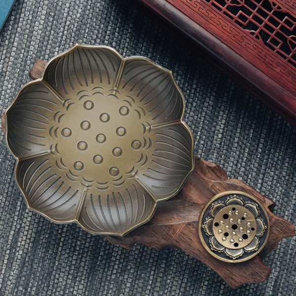 TaffHOME Tempat Dupa Plum Petal Incense Holder 9 Holes Zinc Alloy - XJ-9B