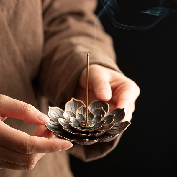 TaffHOME Tempat Dupa Three Layer Lotus Incense Holder Zinc Alloy - YJ-T1