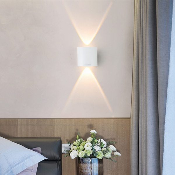 ginee_20251117182737031_0506596808.jpg TaffLED Lampu Dinding Hias Outdoor Aluminium 2W 2 LED Warm White - RL-B15-2