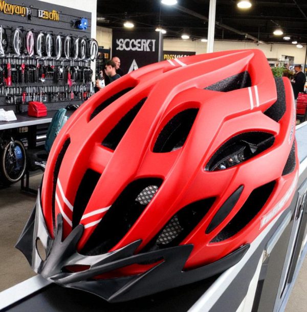 ginee_20251201123631422_3834320207.jpg TaffSPORT Helm Sepeda Ultralight Breathable Bicycle Helmet 19 Air Vent - 008A