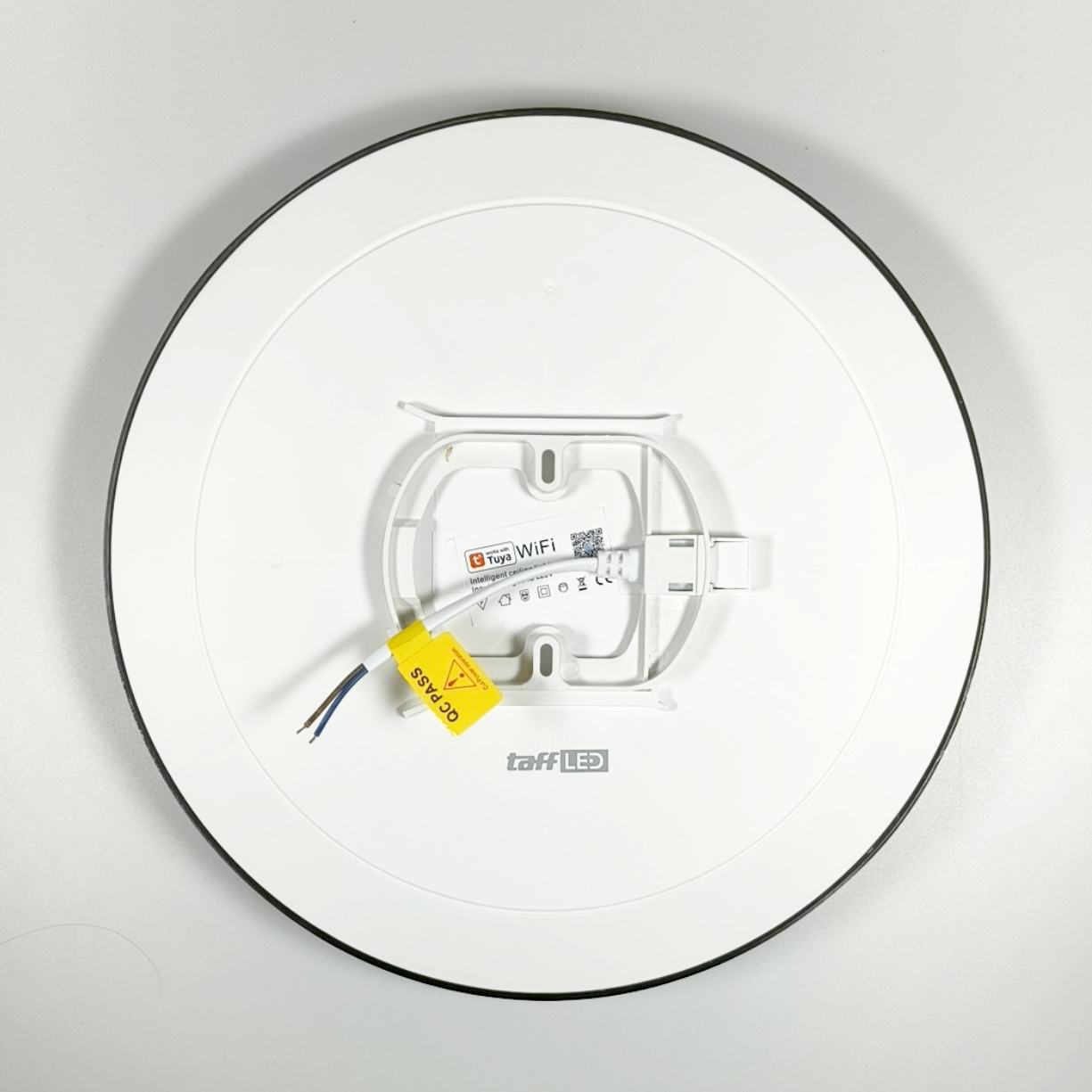 ginee_20251210150752216_6799595372.jpg TaffLED Lampu Plafon LED Ceiling Light Bluetooth WiFi APP RGBCW 24W - PF05