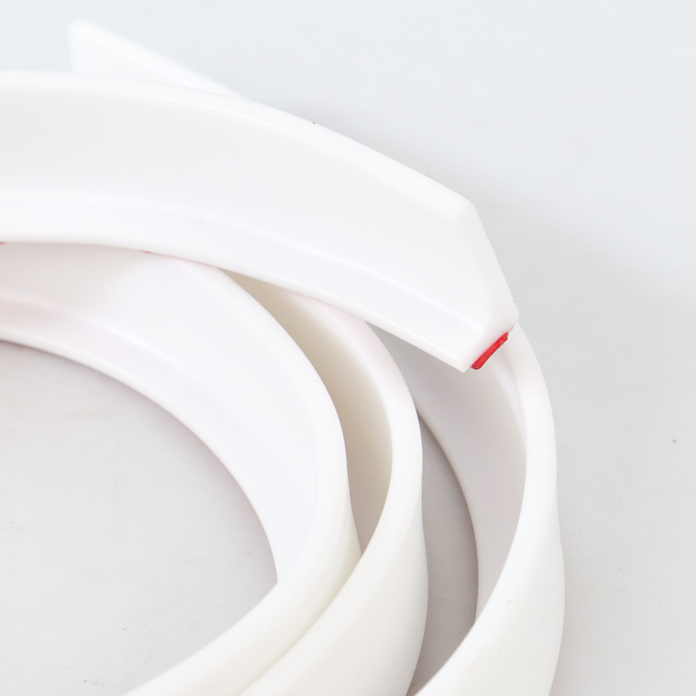 ginee_20260219175512307_1588606821.jpg TaffHOME Lis Water Stopper Bar Silikon Penghalang Air Sealing Strip 2M - WS01