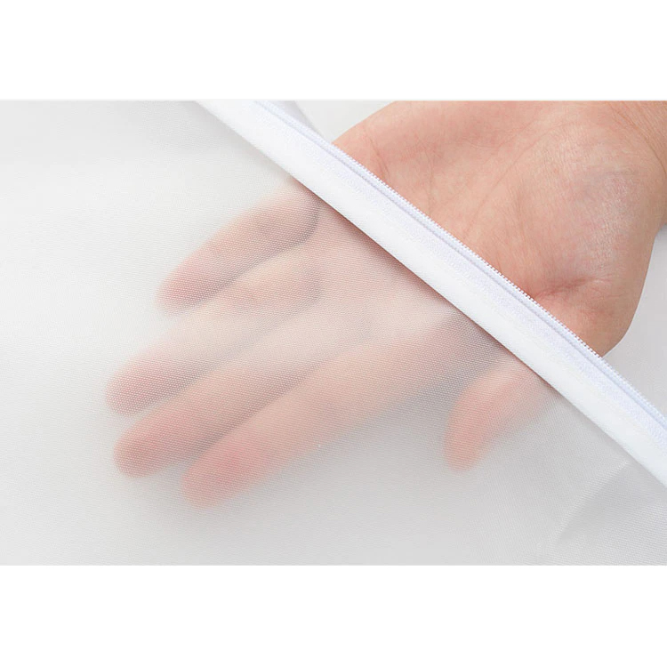 TaffHOME Cover Pakaian Gaun Jas Anti Debu 59x77cm - LFF68