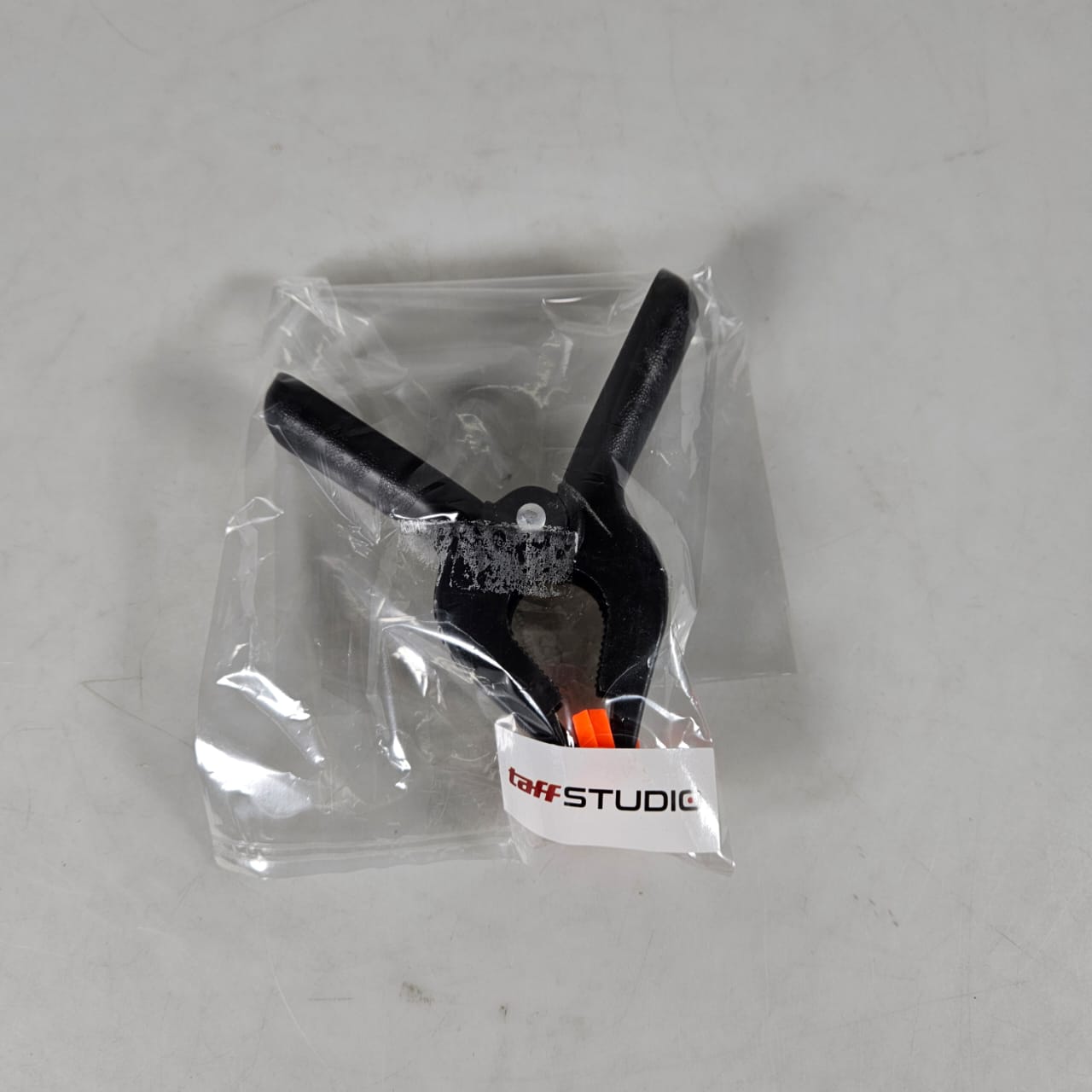 TaffSTUDIO Klip Jepit Backdrop Studio Fotografi Woodworking 4 Inch - PB-A06