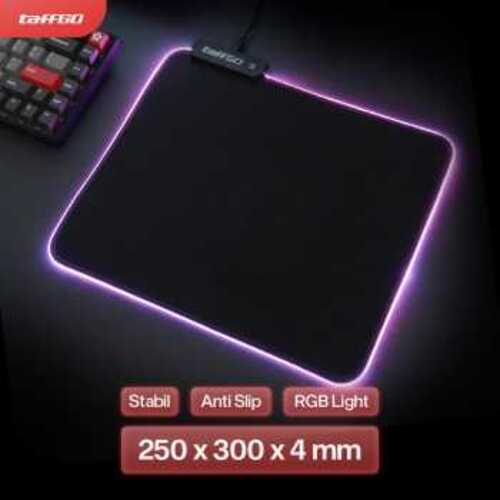 TaffGEAR Mouse Pad Gaming XL RGB LED Desk Mat