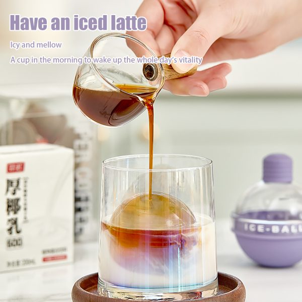 ginee_20260929151519468_5656277094.jpg TaffHOME Cetakan Es Batu Silikon Bola Light Bulb Ice Cube Mold - GJ2980