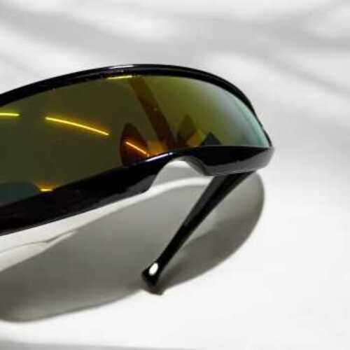 ginee_20260929152217171_9858541876.jpg TaffSPORT Kacamata Pria Futuristic Sunglasses Anti Reflective UV - TF267